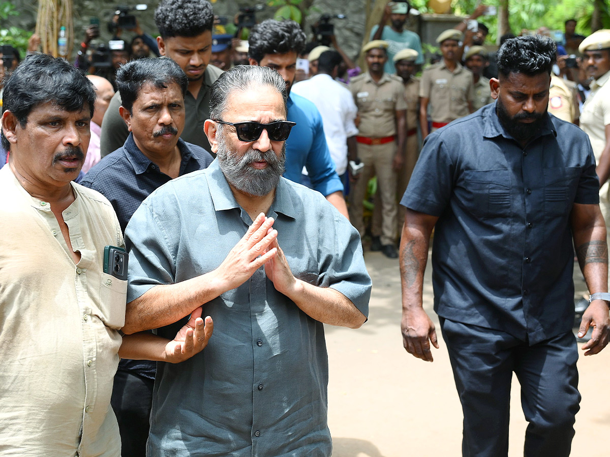 Bharathiraja_20_284_29.jpg 4