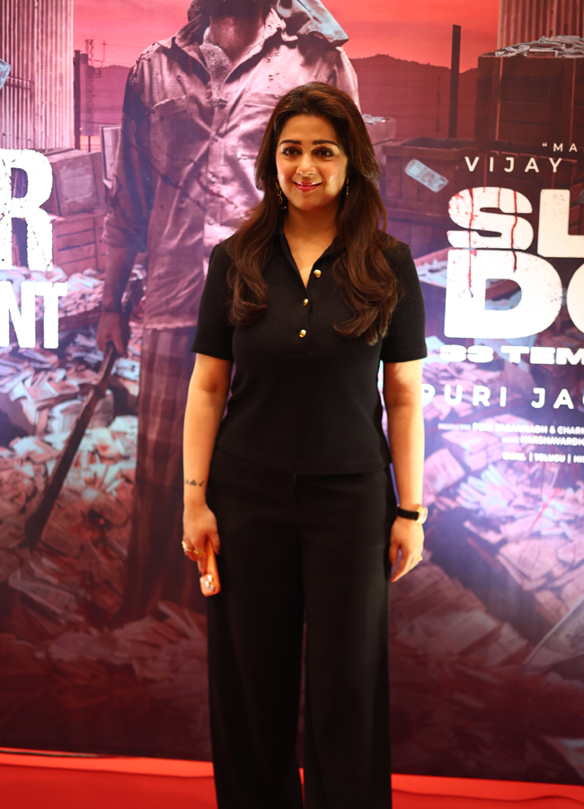 SlumDog_2033_20Temple_20Road_20Teaser_20Launch_20Event_20HD_20Photos__20_2814_29.jpg 14