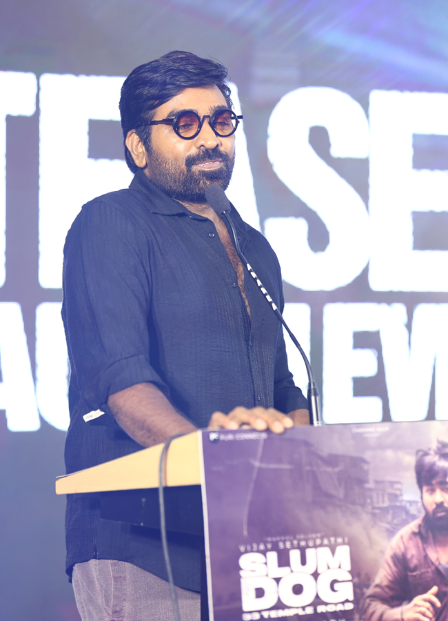 SlumDog_2033_20Temple_20Road_20Teaser_20Launch_20Event_20HD_20Photos__20_2816_29.jpg 16