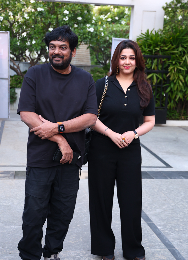 SlumDog_2033_20Temple_20Road_20Teaser_20Launch_20Event_20HD_20Photos__20_2820_29.jpg 20