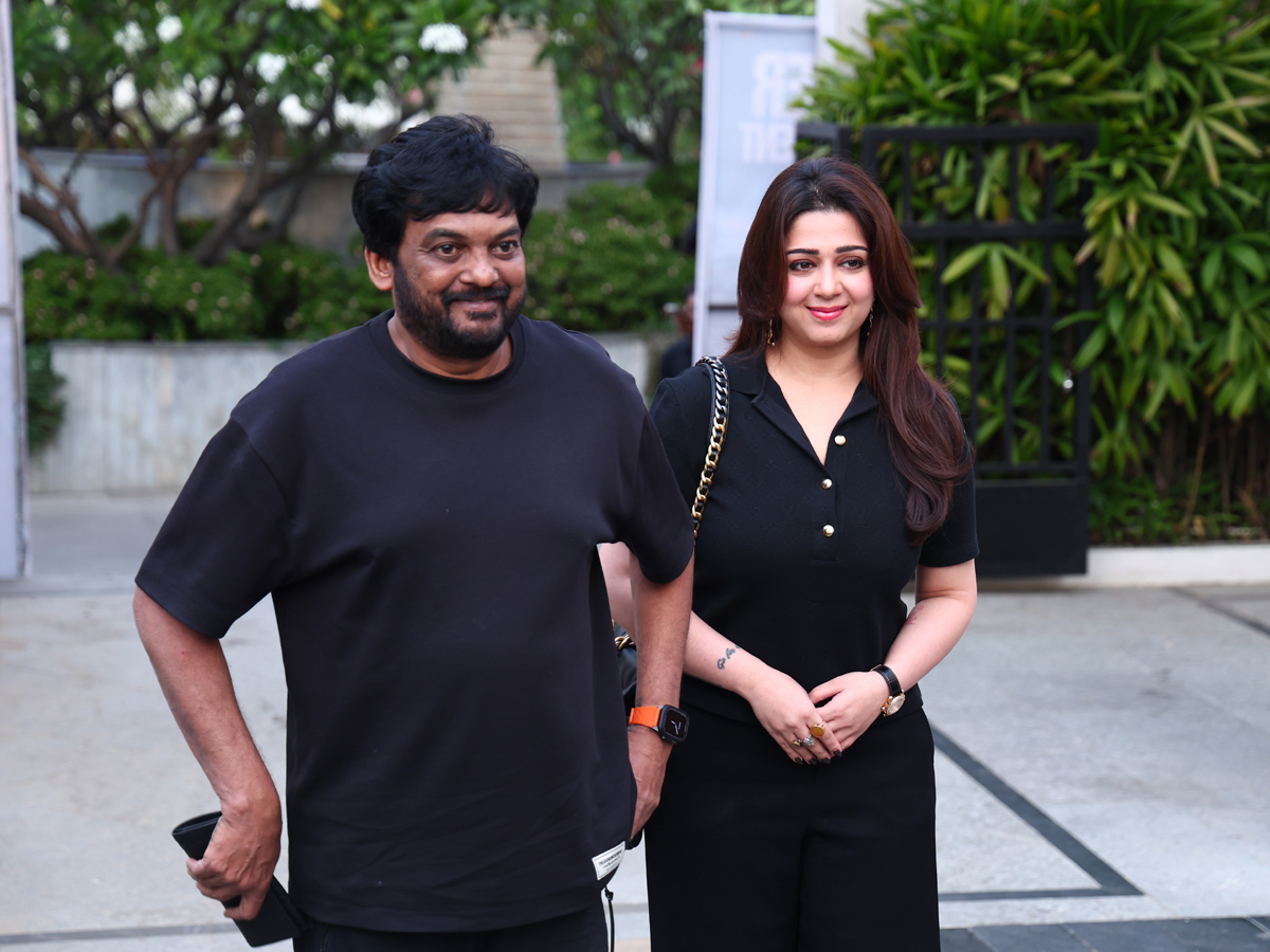 SlumDog_2033_20Temple_20Road_20Teaser_20Launch_20Event_20HD_20Photos__20_289_29.jpg 9