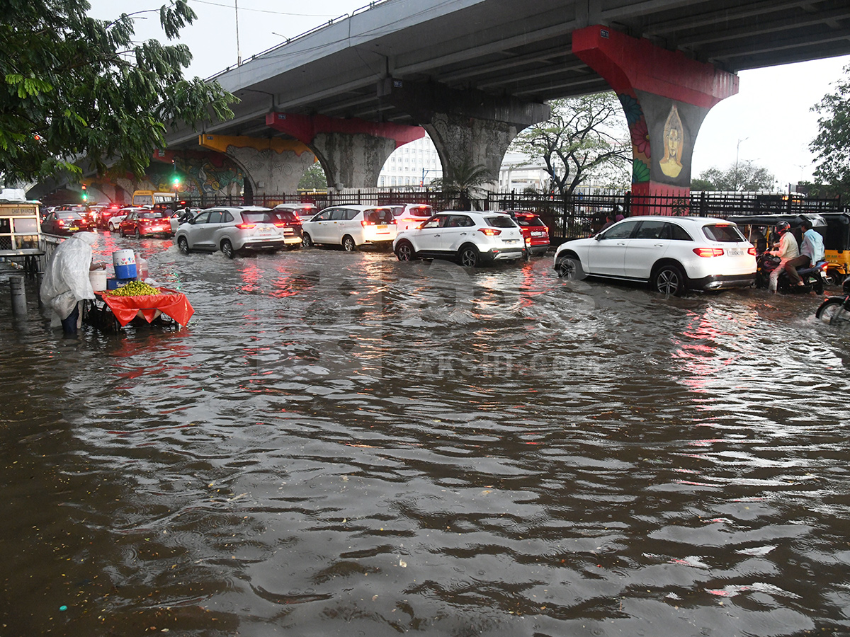 Today_20Heavy_20Rains_20In_20Hyderabad_20HD_20Photos__20_2836_29.jpg 34