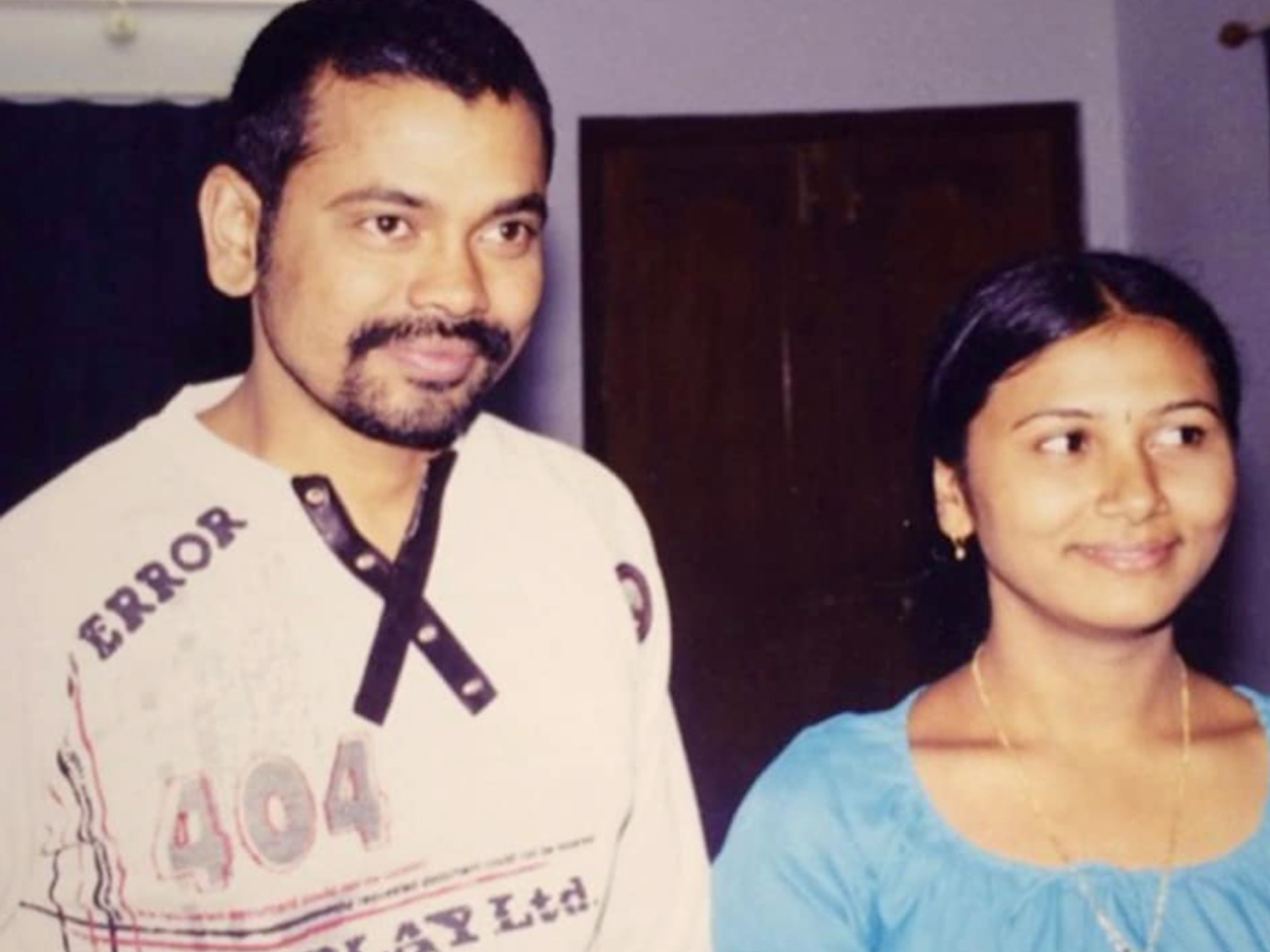 Director_20Sukumar_20And_20His_20Wife_20Thabitha_20Wedding_20Anniversary_20Special_20Photos_20_2825_29.jpg 26