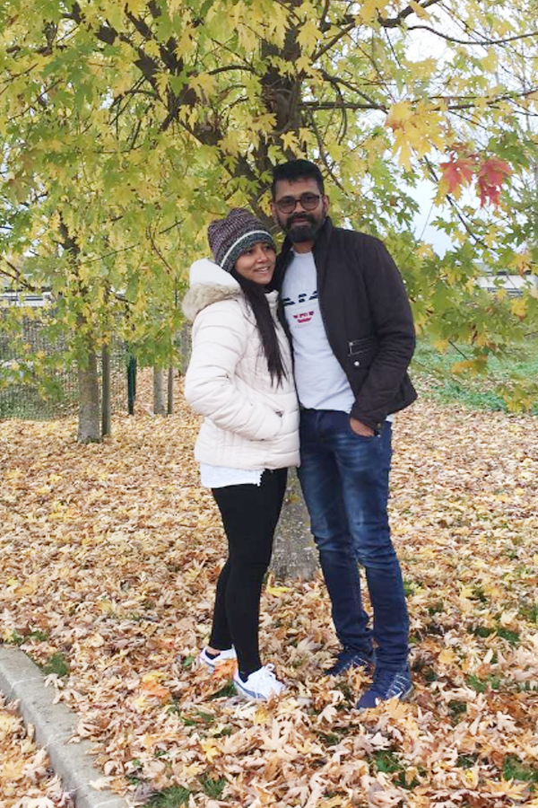 Director_20Sukumar_20And_20His_20Wife_20Thabitha_20Wedding_20Anniversary_20Special_20Photos_20_287_29.jpg 8