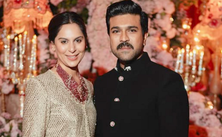 Ram_20Charan_20And_20Upasana_20Konidela_2014th_20Wedding_20Anniversary_20Photos_20_2821_29.jpg 12