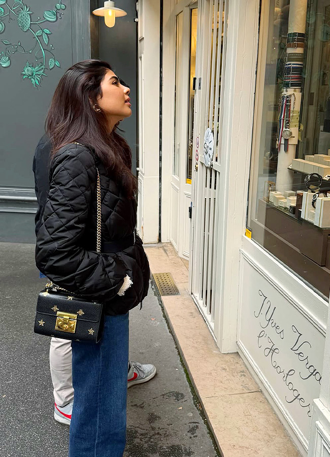 kalyanipriyadarshan_20_2811_29.jpg 11
