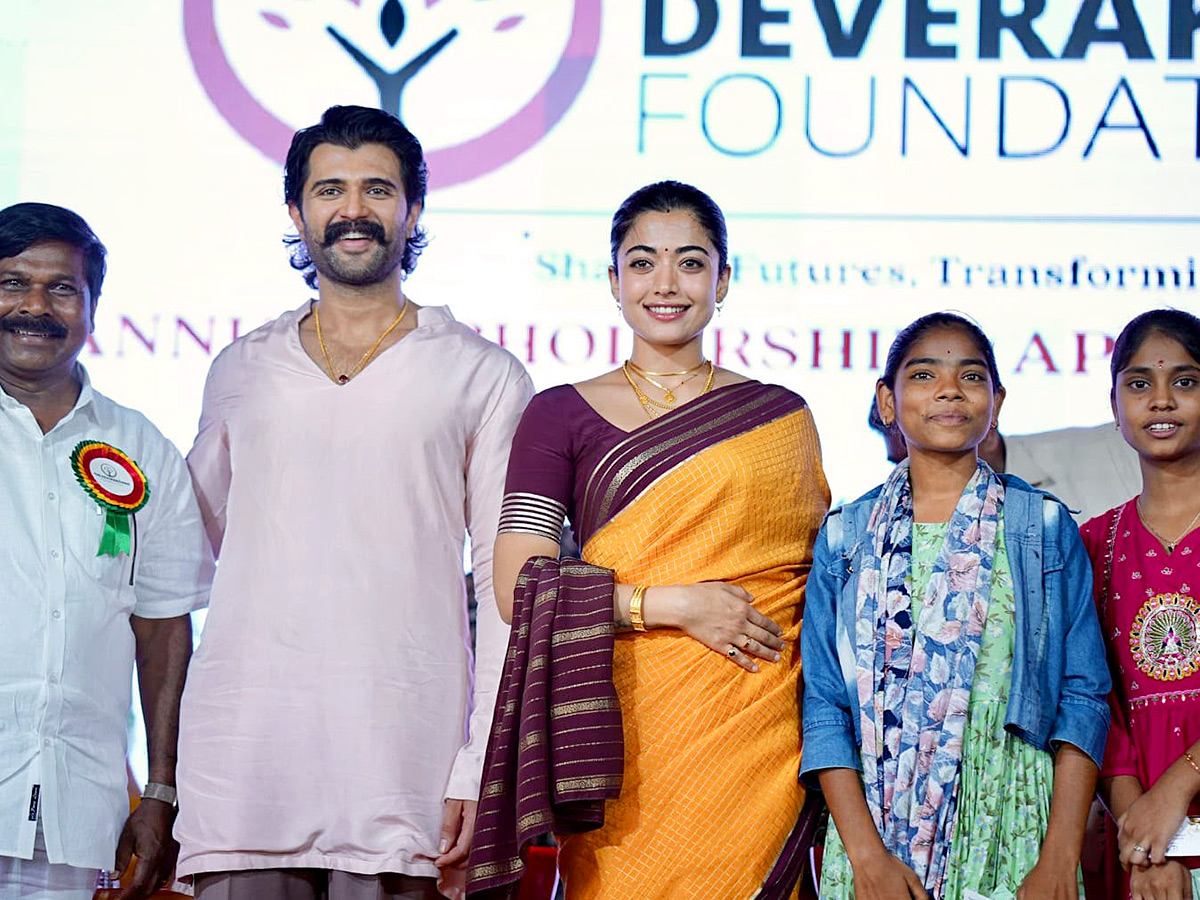 vijay_20deverakonda_20village_20_2814_29.jpg 14