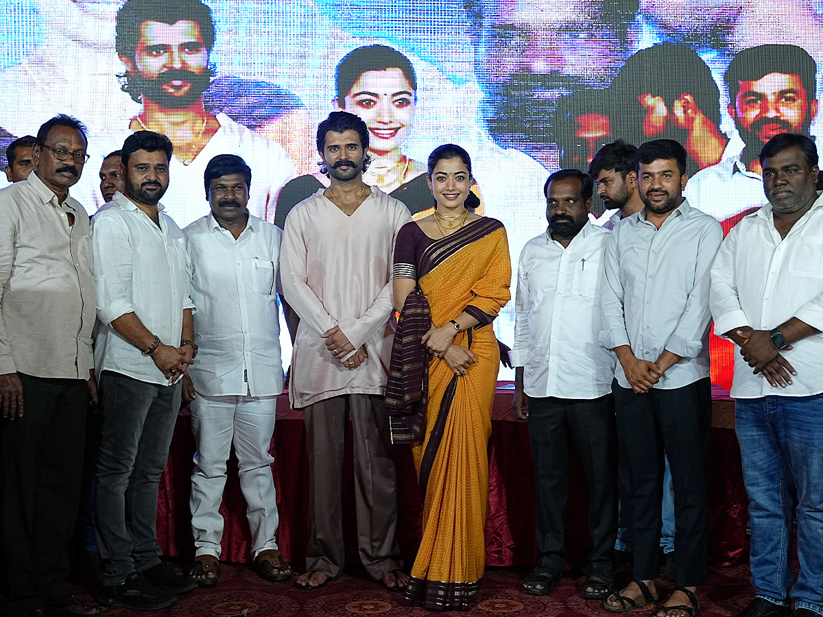 vijay_20deverakonda_20village_20_2815_29.jpg 15