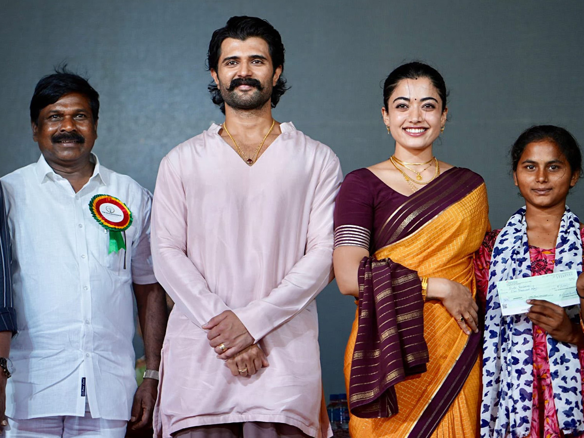 vijay_20deverakonda_20village_20_282_29.jpg 2