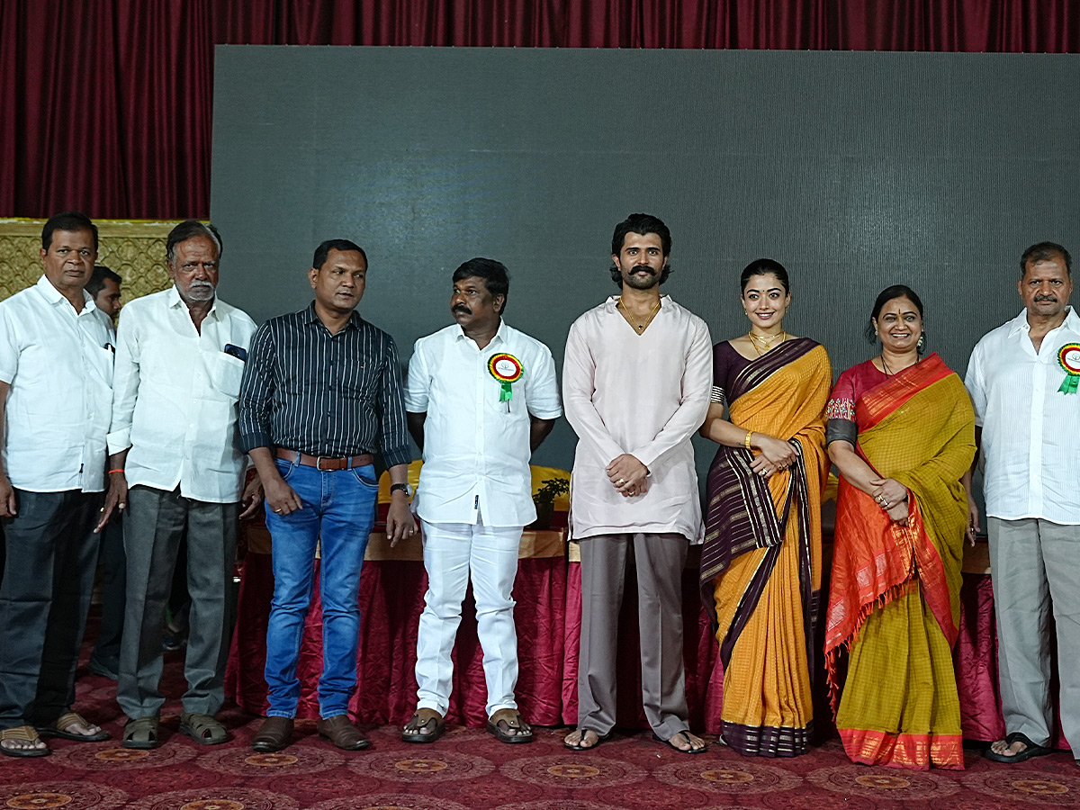 vijay_20deverakonda_20village_20_283_29.jpg 3