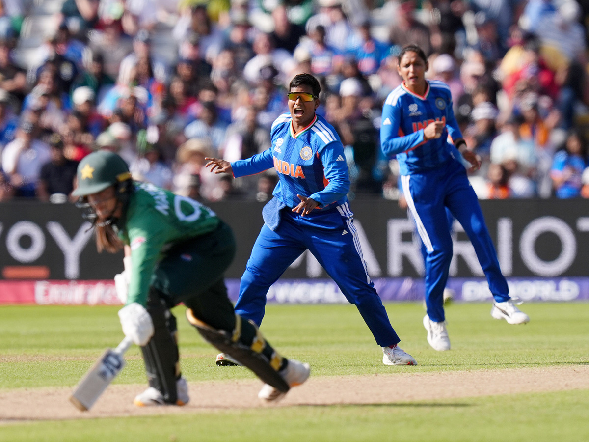 ICC_20Womens_20T20_20cricket_20World_20Cup_20Match_20India_20and_20Pakistan__20_2828_29.jpg 28