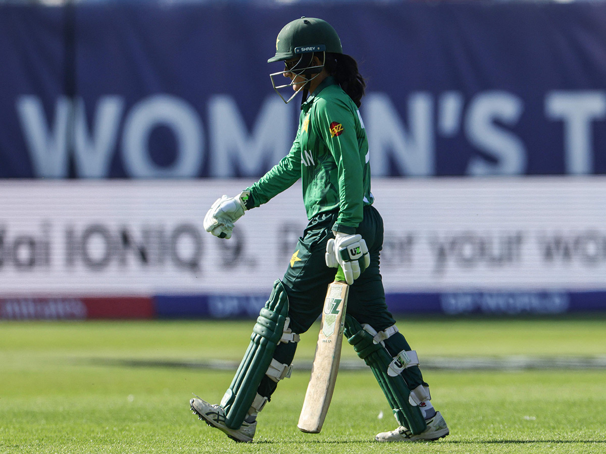 ICC_20Womens_20T20_20cricket_20World_20Cup_20Match_20India_20and_20Pakistan__20_284_29.jpg 4