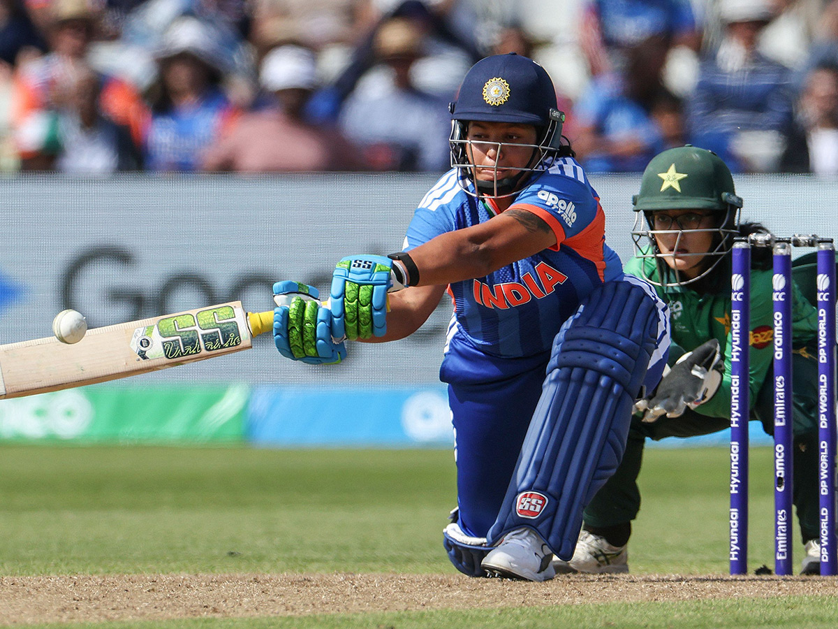 ICC_20Womens_20T20_20cricket_20World_20Cup_20Match_20India_20and_20Pakistan__20_289_29.jpg 9