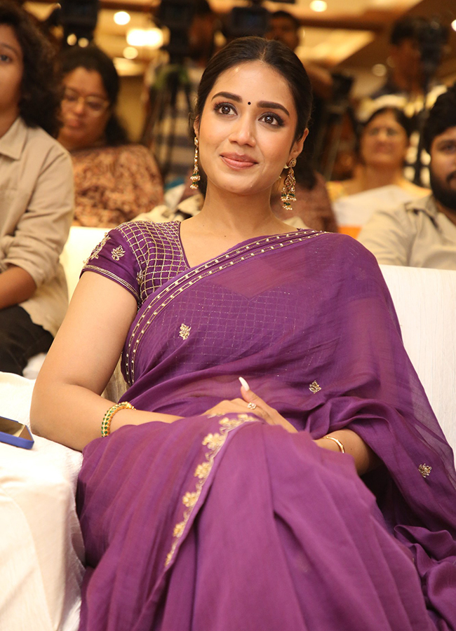 Sing_20Geetham_20Movie_20ThankYou_20Meet_20HD_20Photos__20_2814_29.jpg 14