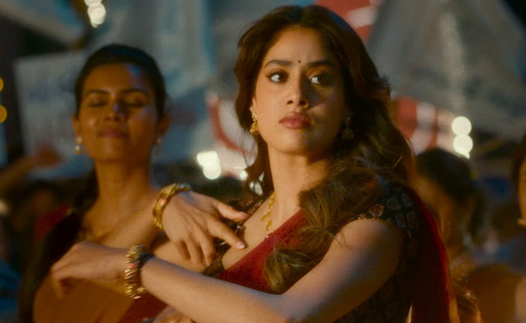 janhvi-kapoor-chikiri-song-.jpg