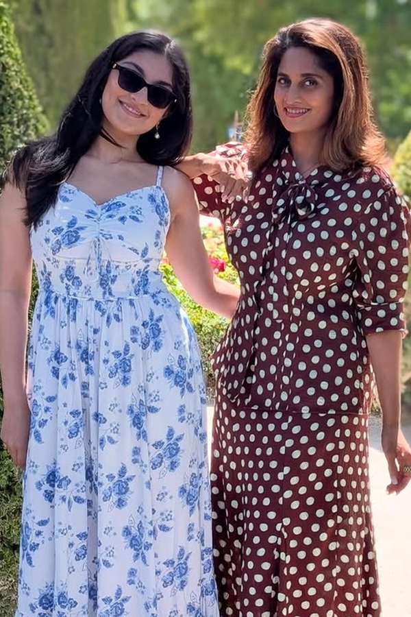 Actress_20Shalini_20Shares_20Australia_20Trip_20Pictures_20With_20Family_20_285_29.jpg 6