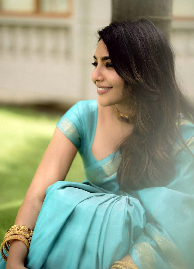 Aishwarya_20Lekshmi_20_287_29.jpg 7