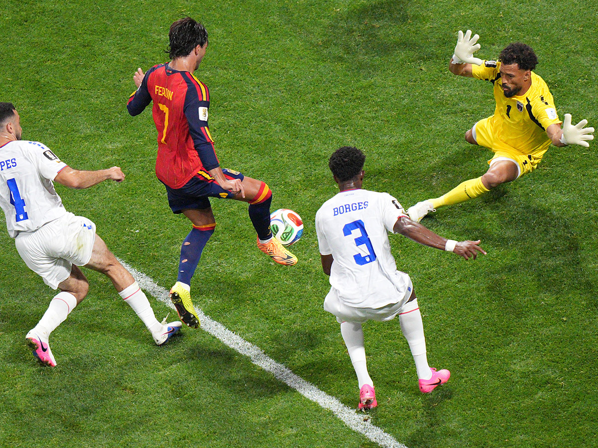 Cape_20Verde_20Goalkeeper_20Vozinha_20In_20FIFA_20World_20Cup_202026__20_2818_29_0.jpg 18