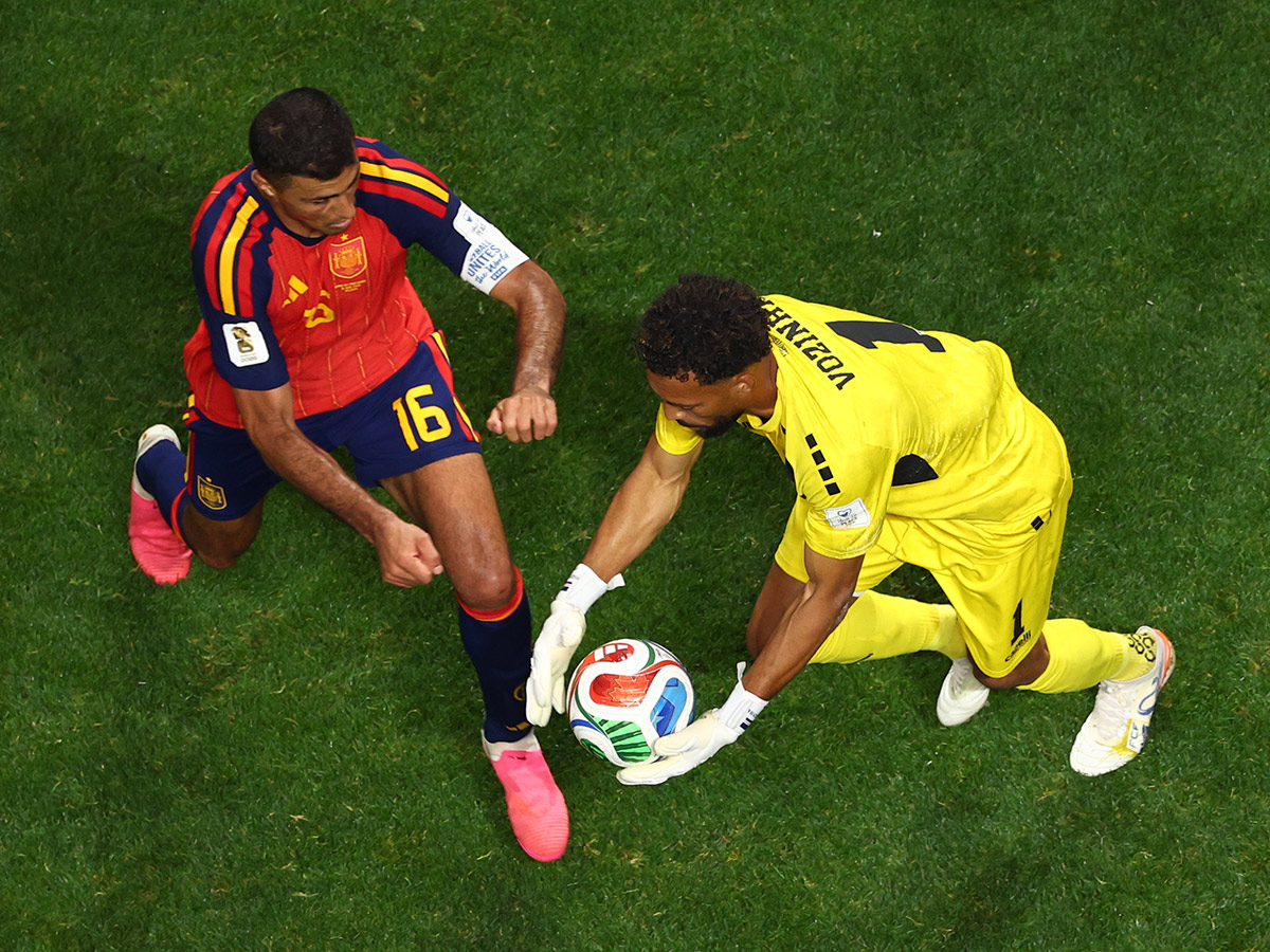 Cape_20Verde_20Goalkeeper_20Vozinha_20In_20FIFA_20World_20Cup_202026__20_287_29.jpg 7