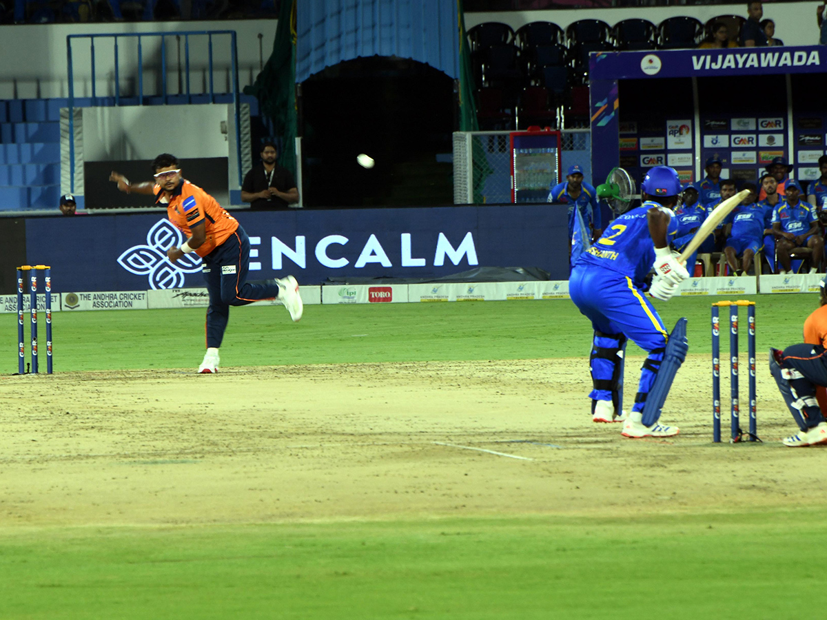 Andhra_20Premier_20League_20YSR_20ACA_20Stadium_20in_20Kadapa__20_286_29.jpg 6