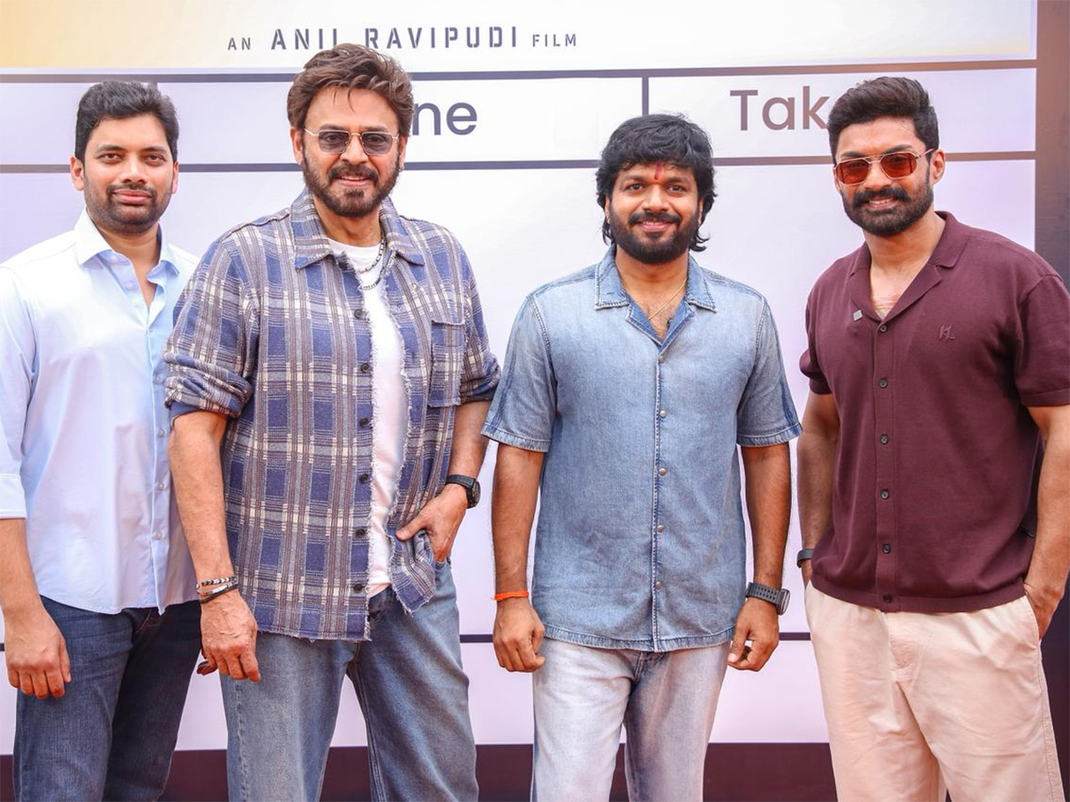 Venkatesh_20And_20Kalyan_20Ram_20Anil_20Ravipudi_20Movie_20Opening__20_286_29.jpg 6