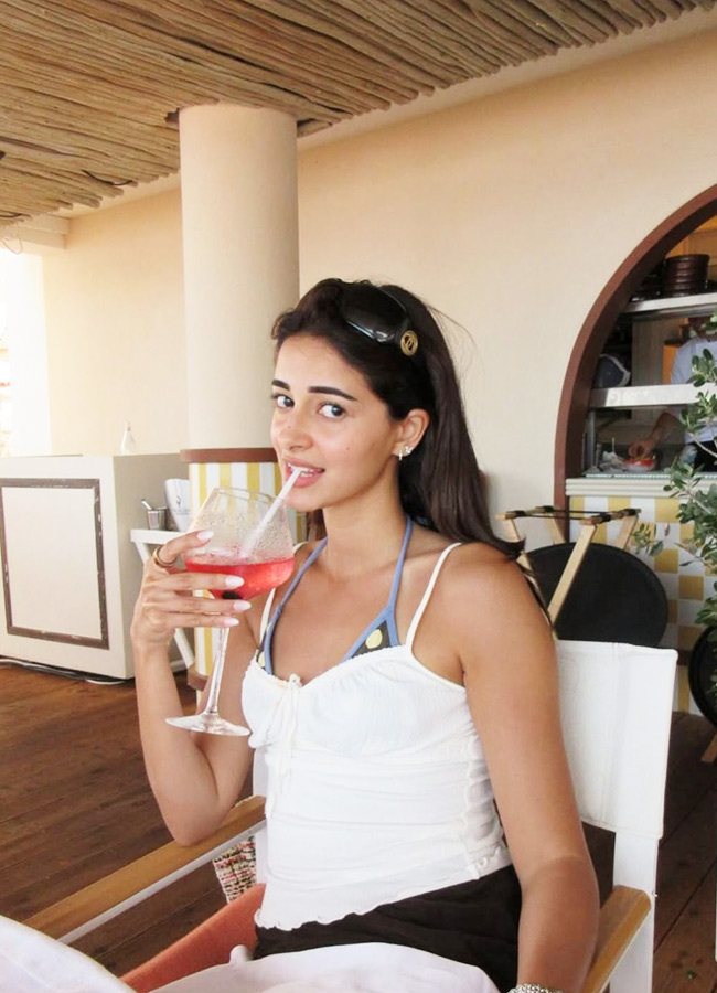 Ananya_20Panday_20_282_29.jpg 2