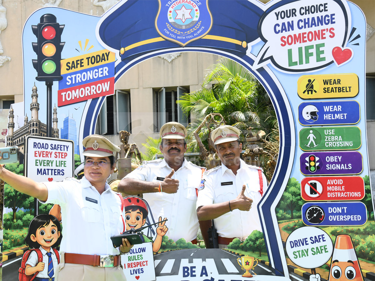 CP_20sajjanar_20warning_20on_20Minor_20Driving_20safe_20school_20envinronment_20in_20Hyderabad_20Photos_20_2820_29.jpg 20