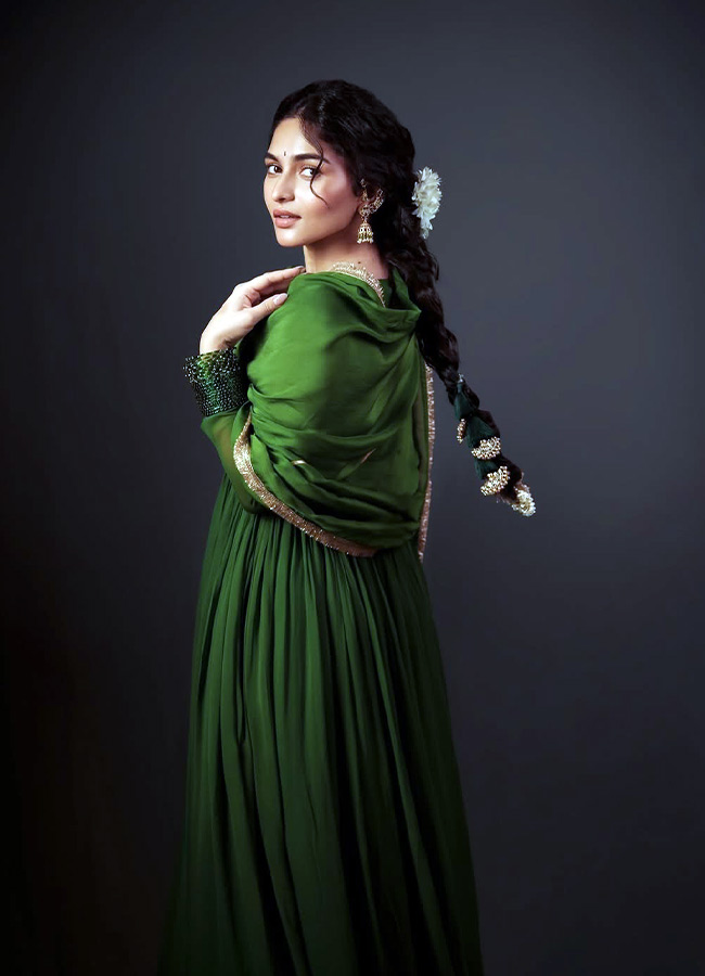 Kayadu_20Lohar_20_285_29.jpg 5