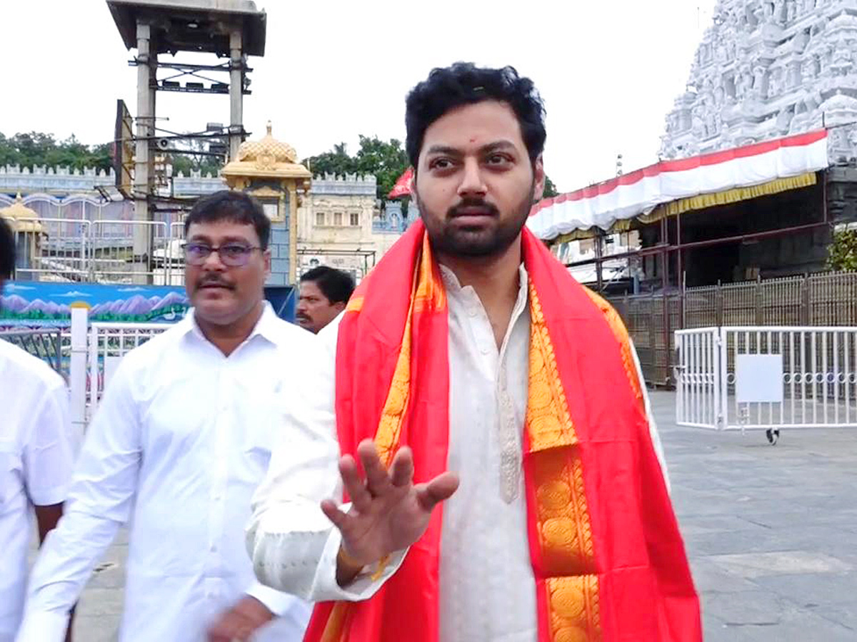 Nandamuri_20Mokshagna_20Teja_20Visited_20Tirumal_1.jpg 12