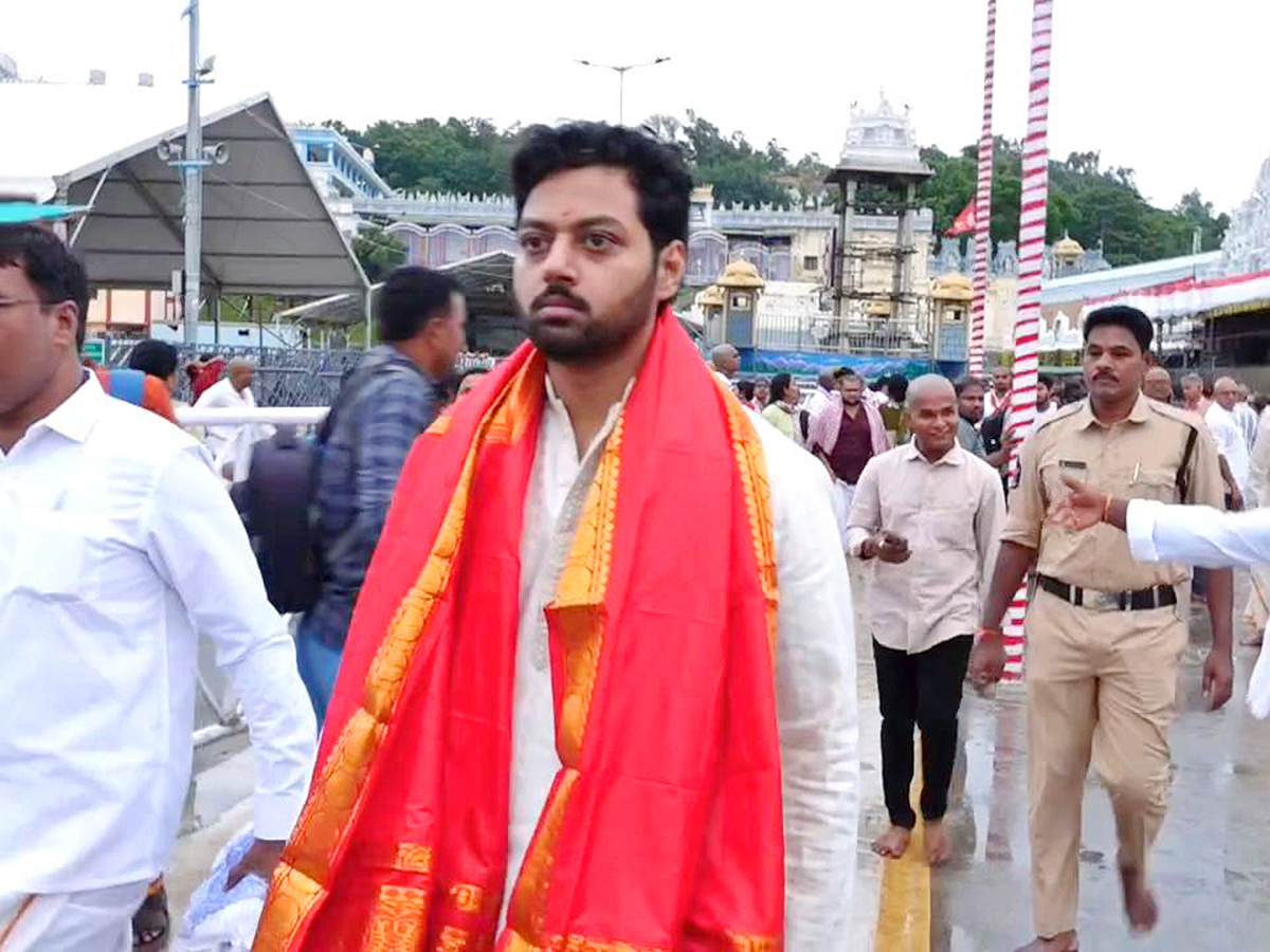 Nandamuri_20Mokshagna_20Teja_20Visited_20Tirumal_2.jpg 13