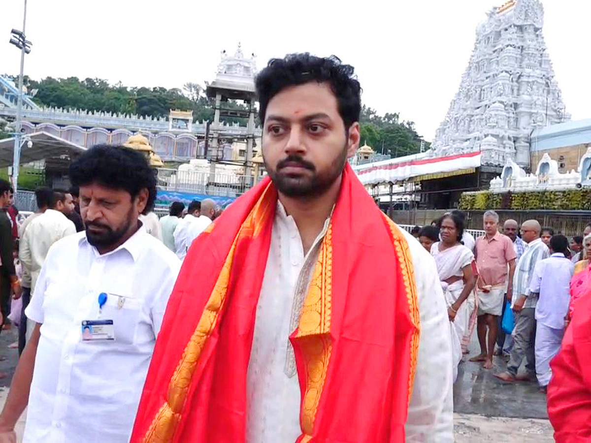 Nandamuri_20Mokshagna_20Teja_20Visited_20Tirumal_4.jpg 15