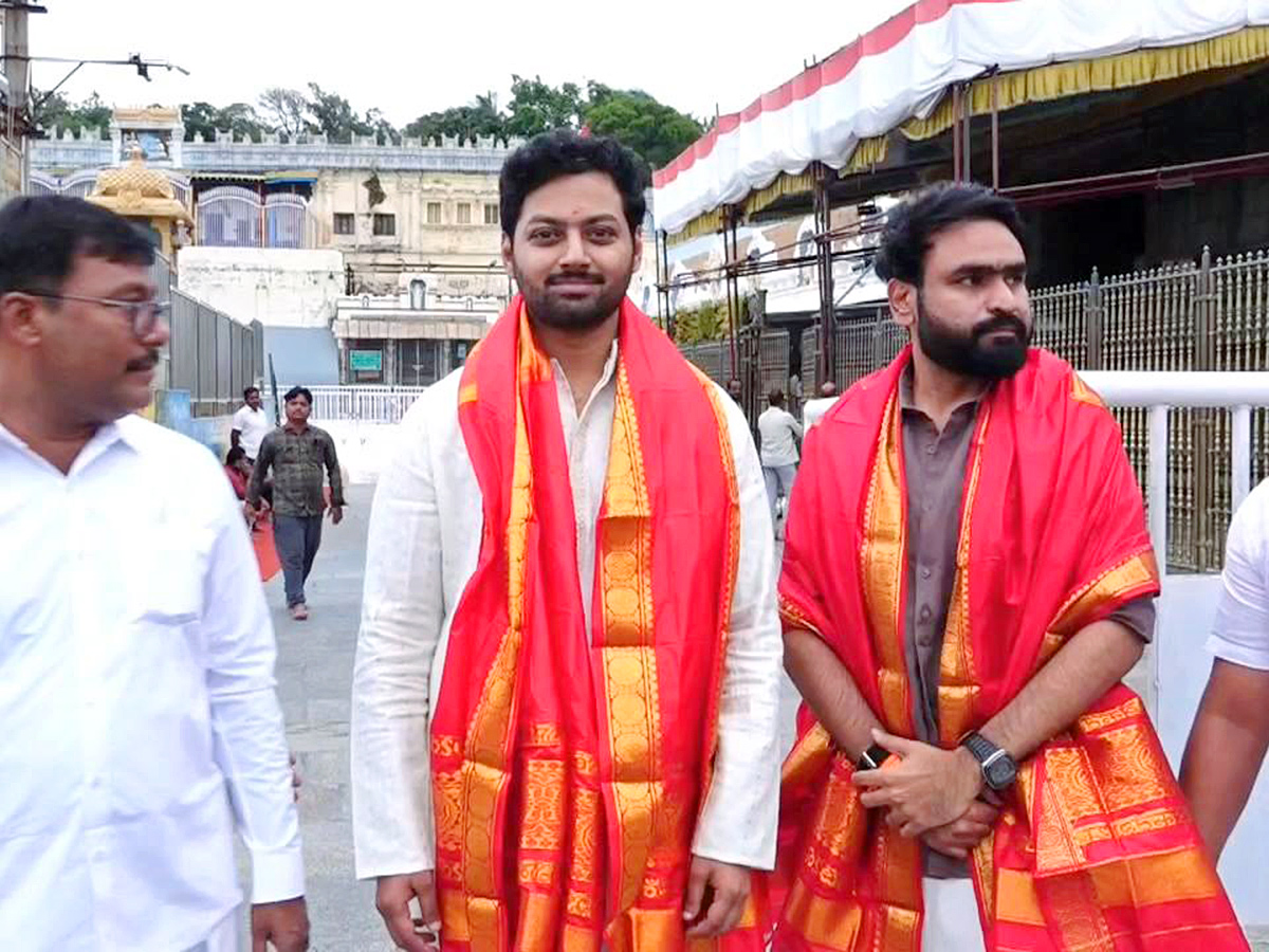 Nandamuri_20Mokshagna_20Teja_20Visited_20Tirumal_6.jpg 16