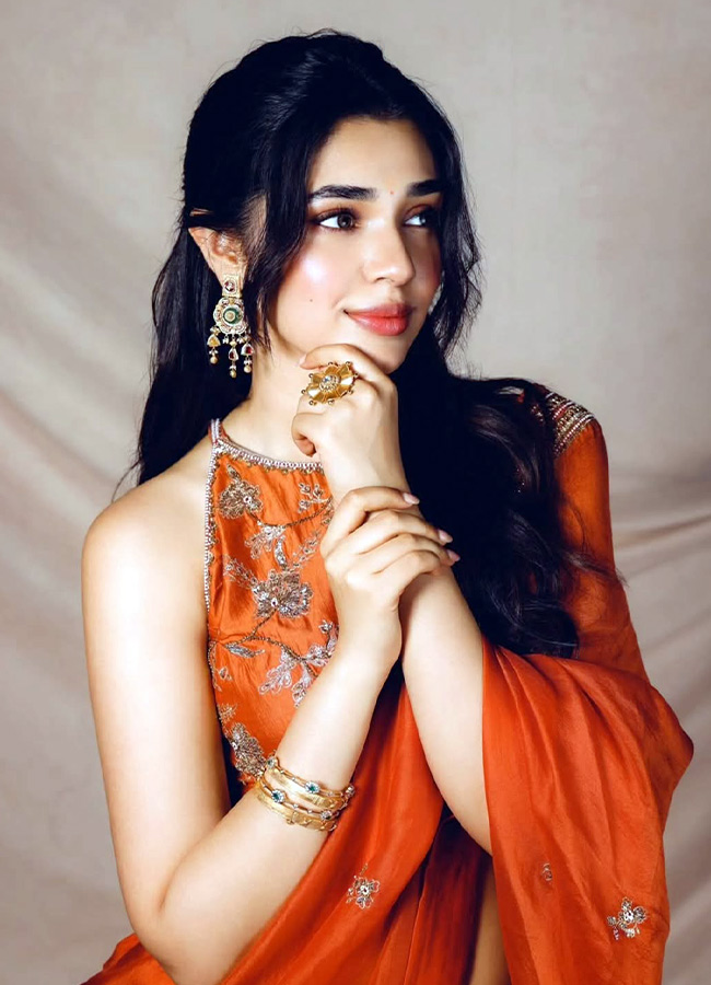 Krithi_20Shetty_20_2812_29.jpg 12
