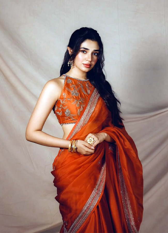 Krithi_20Shetty_20_289_29.jpg 9