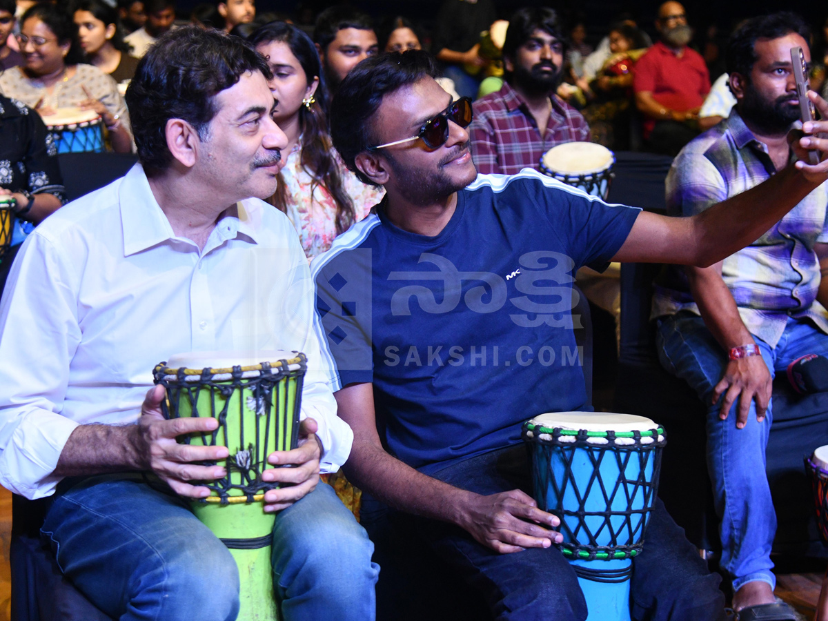 Worlds_20largest_20djembe_20drum_20circle_20event_20In_20Gachibowli_20Photos_20_285_29.jpg 6