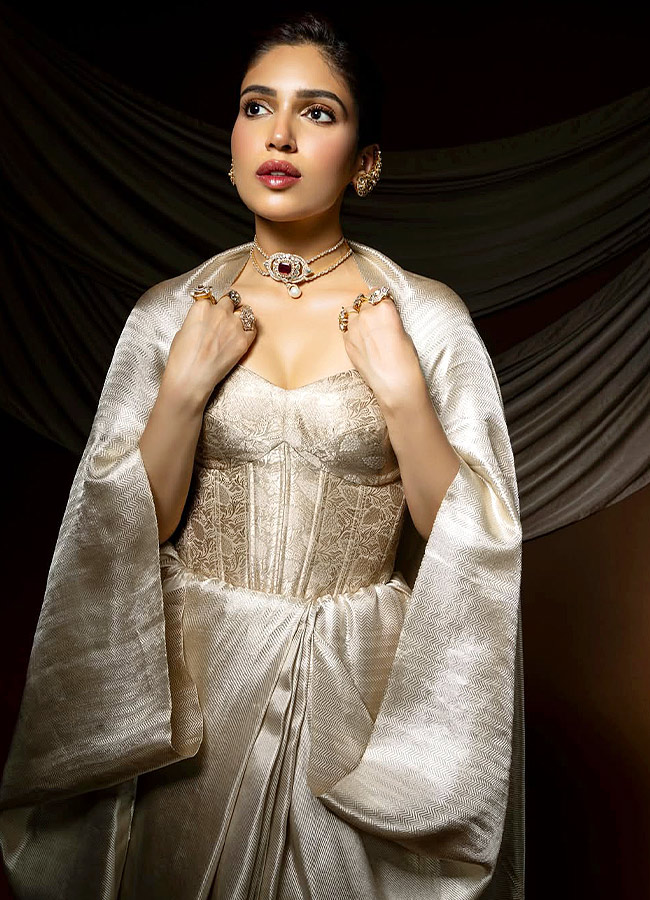 Bhumi_20Pednekar_20_288_29.jpg 8