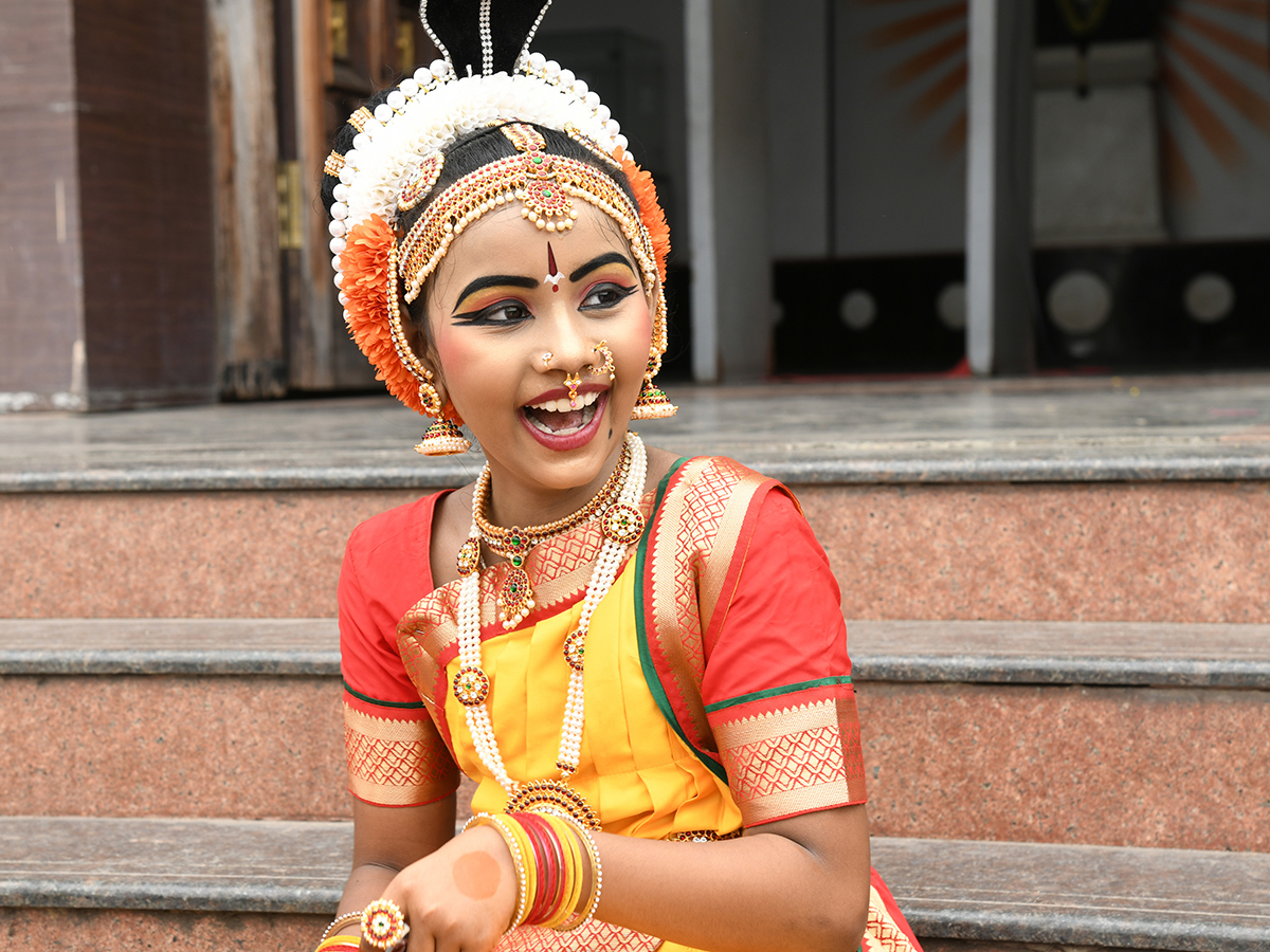 Kuchipudi_20Dance_20Performance_20Ravindra_20Bharathi__20_282_29.jpg 2