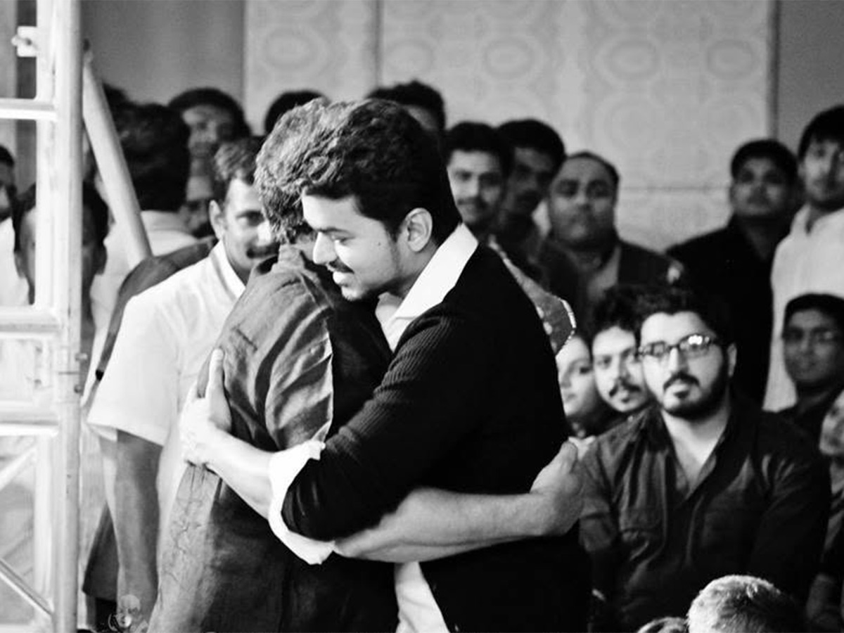 Photos_20Gallery_20Full_20Of_20Mass_2C_20Style_20And_20Emotion_2C_20TN_20CM_20Vijay_20Birthday_20Special_20Images_20You_20Cant_20Miss__20_287_29.jpg 7