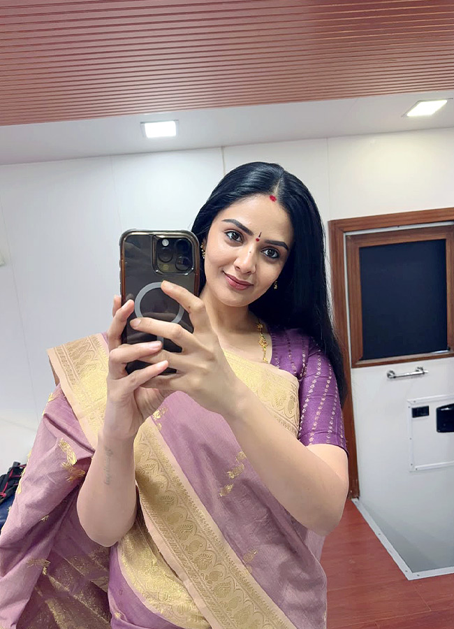 Sree_20mukhi_20_2812_29.jpg 12
