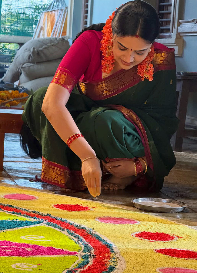 Sree_20mukhi_20_2814_29.jpg 14