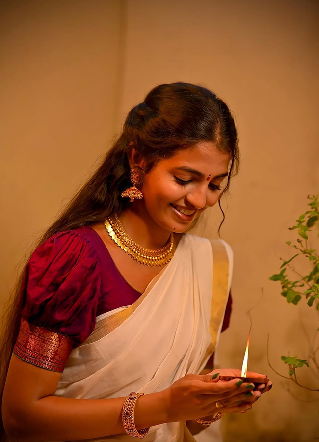 Folk_20Actress_20Nagadurga_20Gutha_20Full_20Story_20Viral_20Photos__20_2817_29.jpg 17