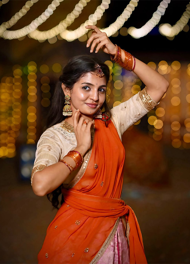Folk_20Actress_20Nagadurga_20Gutha_20Full_20Story_20Viral_20Photos__20_284_29.jpg 4