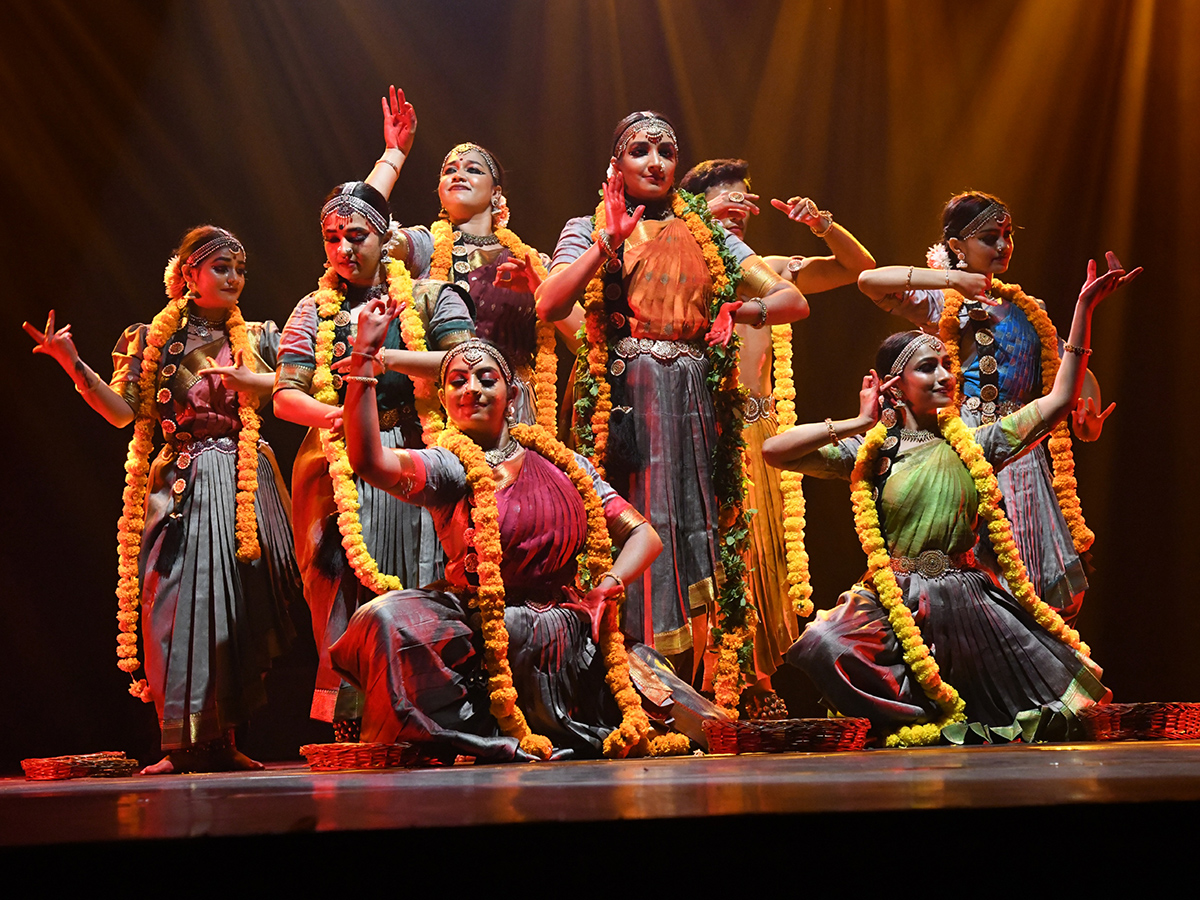 Hyderabad_20_20Kuchipudi_20in_20Ravindra_20Bharathi_20HD_20Photos__20_284_29.jpg 4