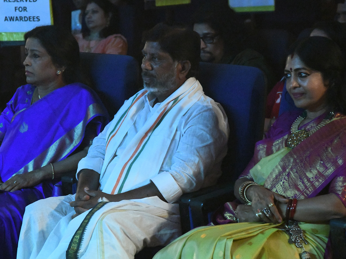 Hyderabad_20_20Kuchipudi_20in_20Ravindra_20Bharathi_20HD_20Photos__20_287_29.jpg 7