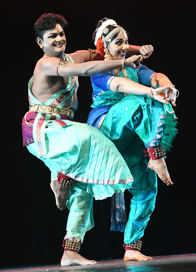 Hyderabad_20_20Kuchipudi_20in_20Ravindra_20Bharathi_20HD_20Photos__20_288_29.jpg 8