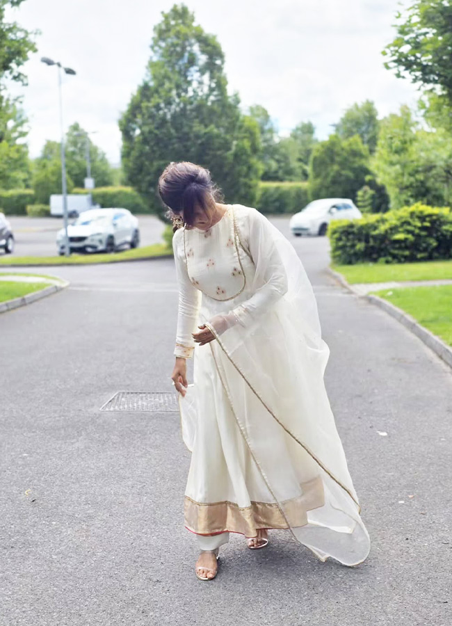 Manju_20Warrier_20_2811_29.jpg 11