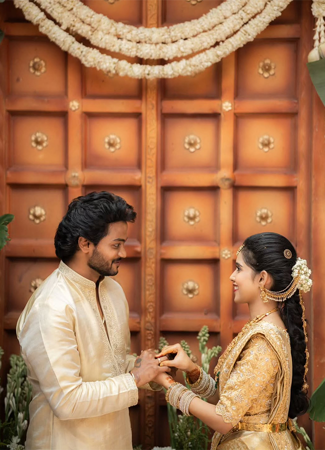 Shanmukh_20Jaswanth_20Wife_20Vaishnavi_20Chodisetti_20After_20Marriage__20_2812_29.jpg 12