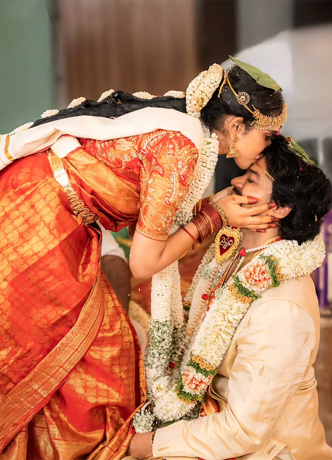 Shanmukh_20Jaswanth_20Wife_20Vaishnavi_20Chodisetti_20After_20Marriage__20_282_29.jpg 2