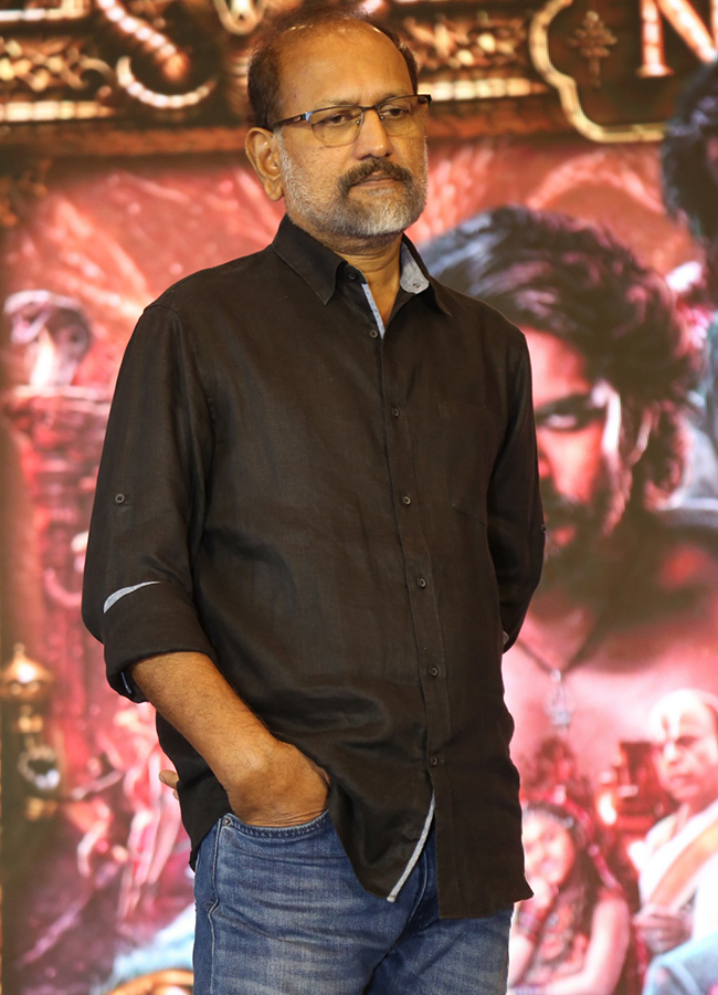 Nagabandham_20Pre_20Release_20Event_20HD_20Photos__20_2810_29.jpg 10