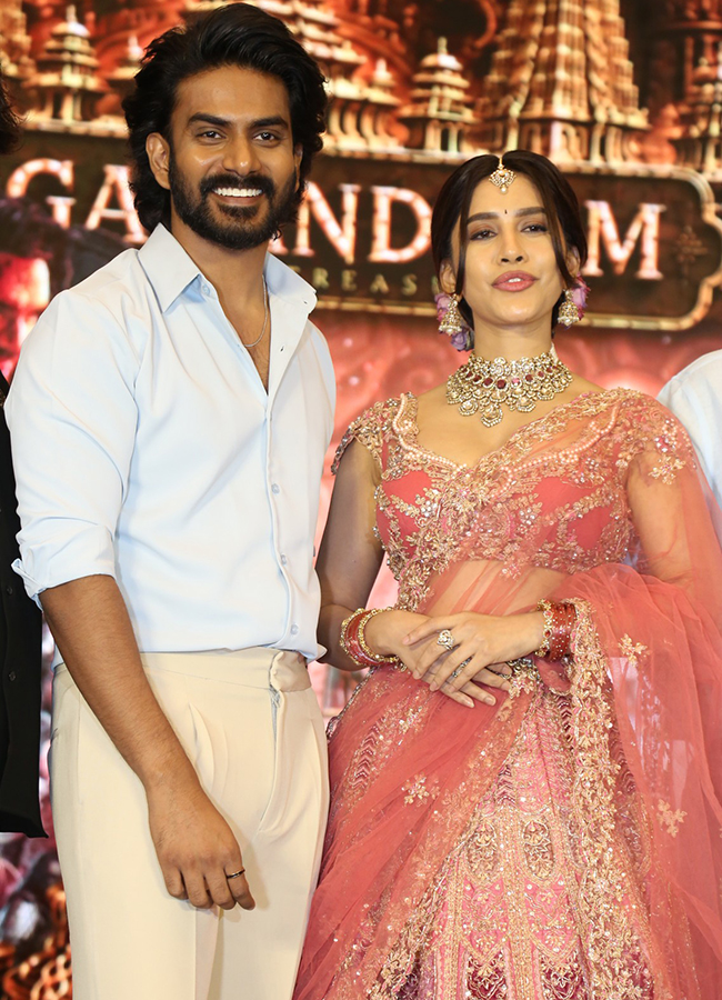 Nagabandham_20Pre_20Release_20Event_20HD_20Photos__20_2811_29.jpg 11